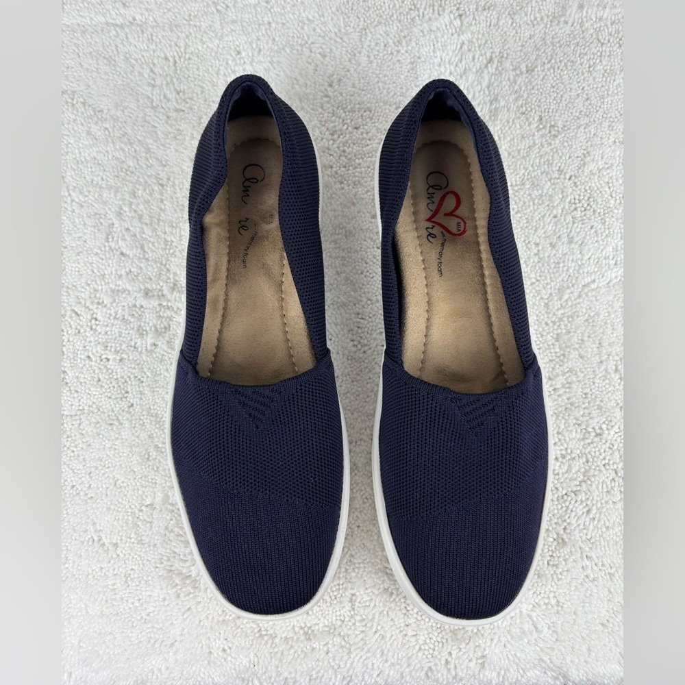 Mia Amore Women’s Navy Blue Flats